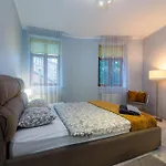 Modern Apartment In Riga Center